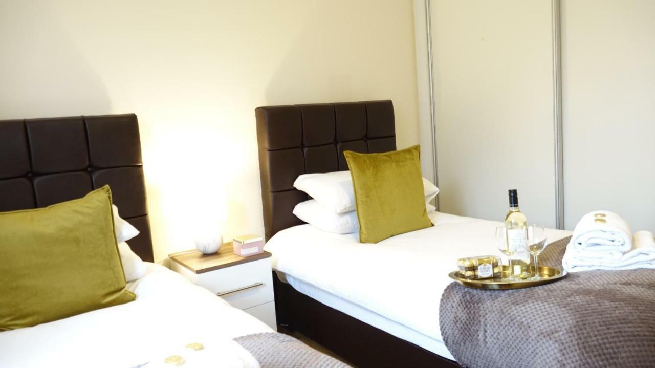 Ashford  Luxury 2 Bed 2 Bath - Free Parking - 5Min To Airport - Sleeps 6 아파트 외부 사진