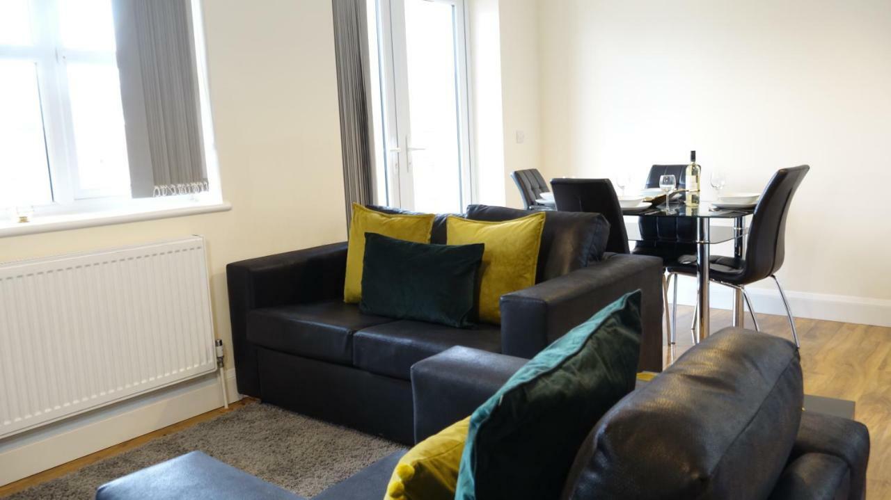 Ashford  Luxury 2 Bed 2 Bath - Free Parking - 5Min To Airport - Sleeps 6 아파트 외부 사진