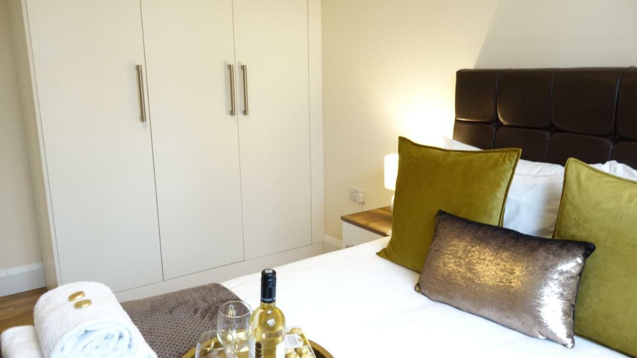 Ashford  Luxury 2 Bed 2 Bath - Free Parking - 5Min To Airport - Sleeps 6 아파트 외부 사진