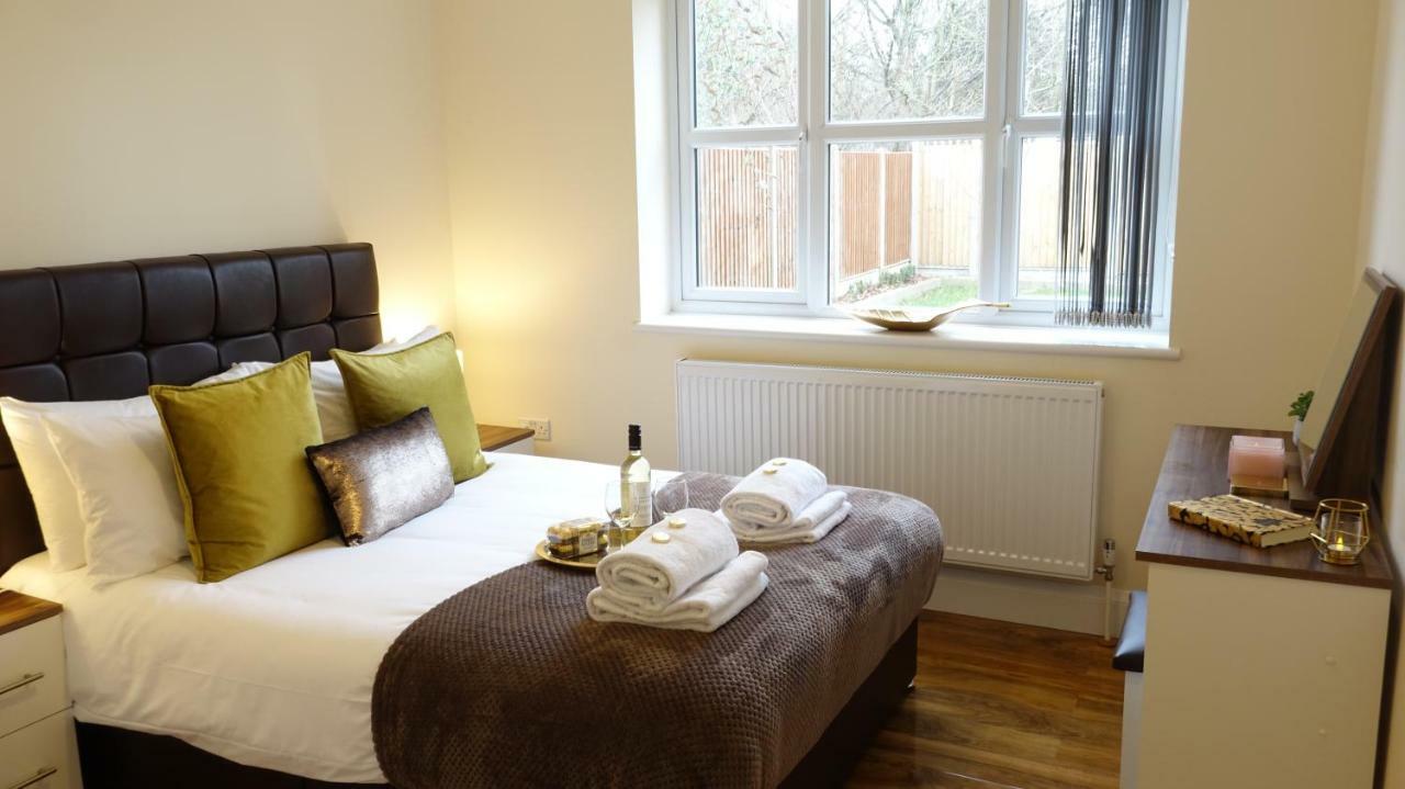 Ashford  Luxury 2 Bed 2 Bath - Free Parking - 5Min To Airport - Sleeps 6 아파트 외부 사진
