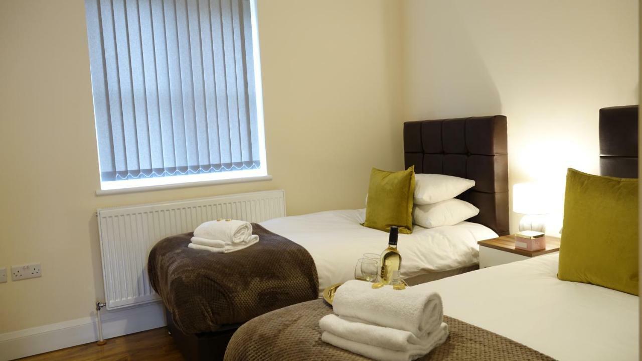 Ashford  Luxury 2 Bed 2 Bath - Free Parking - 5Min To Airport - Sleeps 6 아파트 외부 사진