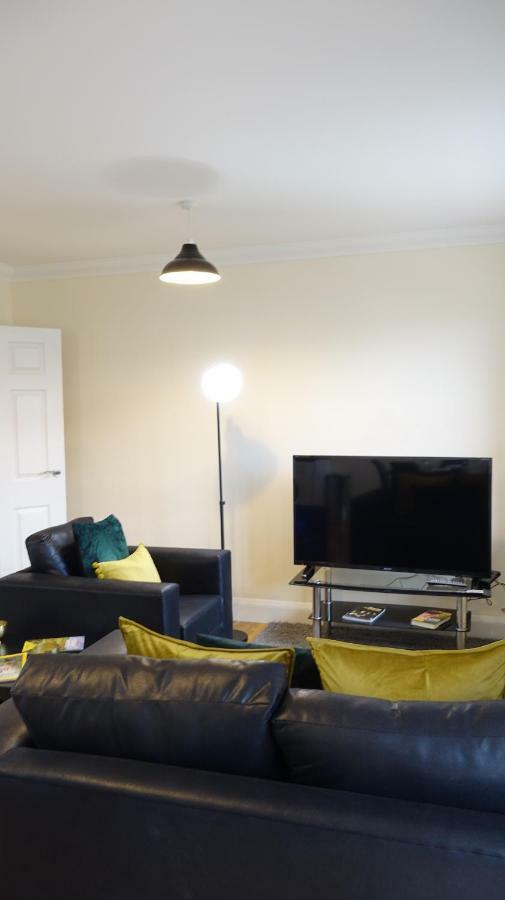 Ashford  Luxury 2 Bed 2 Bath - Free Parking - 5Min To Airport - Sleeps 6 아파트 외부 사진