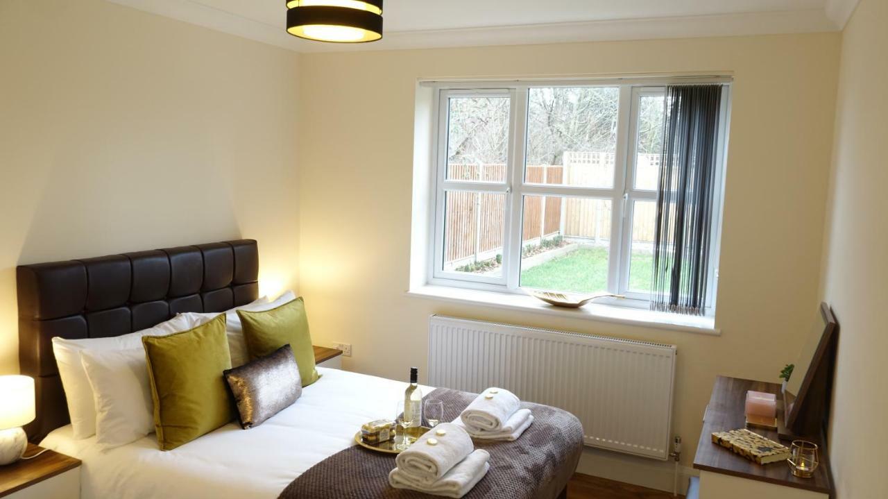 Ashford  Luxury 2 Bed 2 Bath - Free Parking - 5Min To Airport - Sleeps 6 아파트 외부 사진